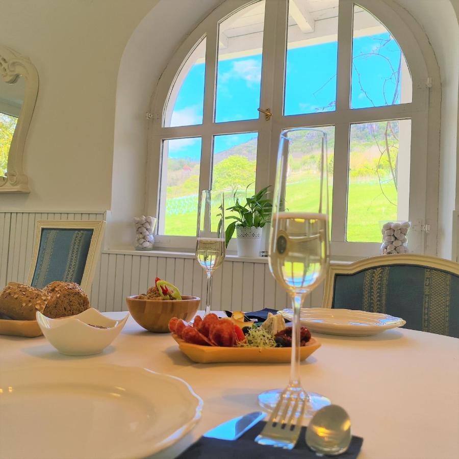 Villa Izabella Badacsonytördemic Eksteriør bilde